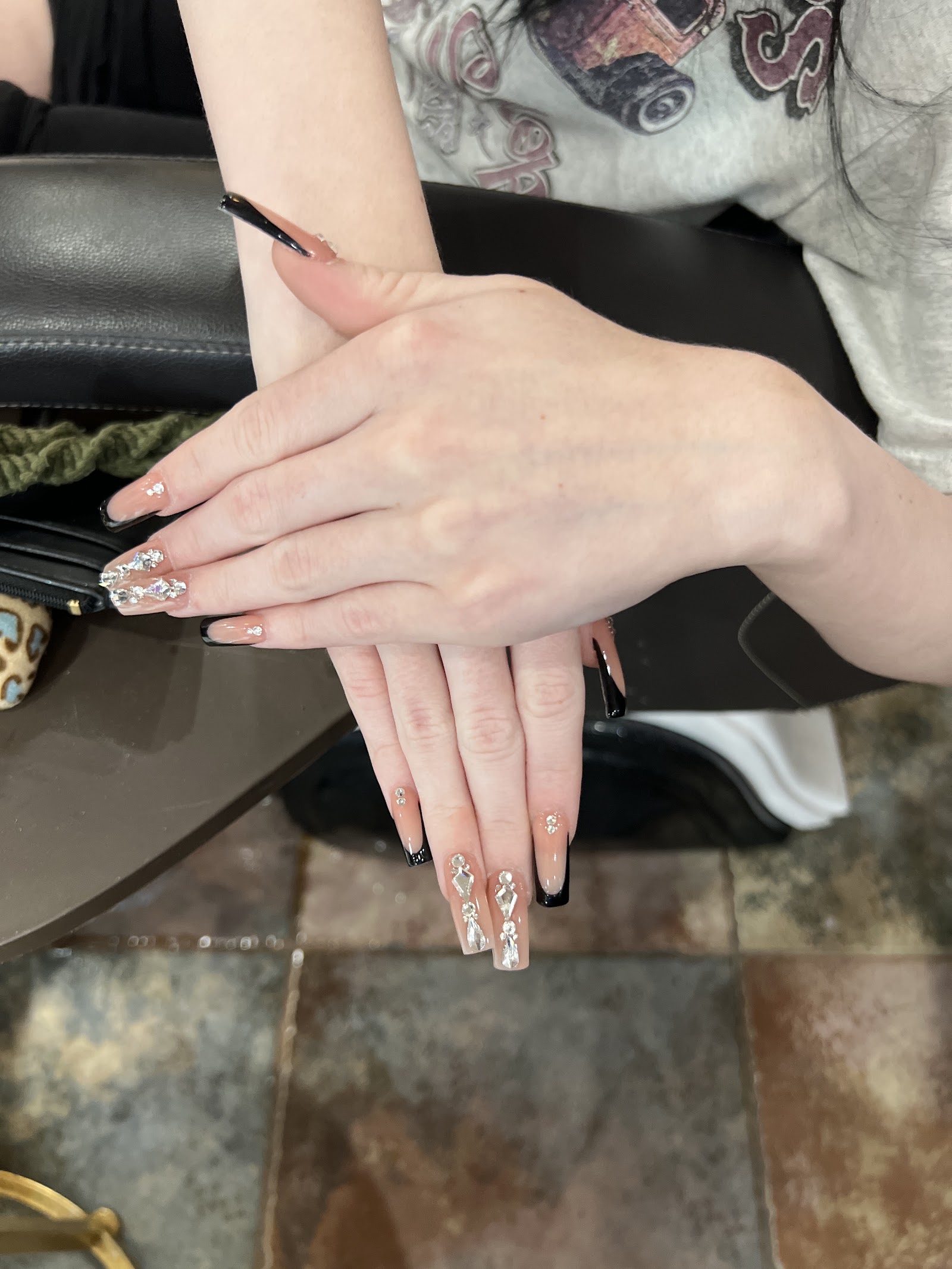 Skyline Nails & Spa nail photo 5